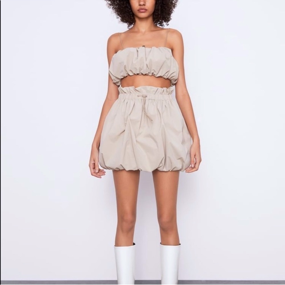 ZARA Voluminous Taupe Mini Skirt